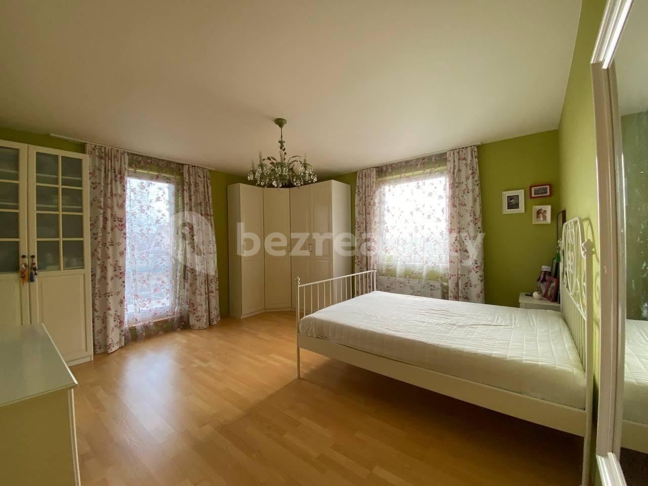 Prodej domu 156 m², pozemek 613 m², Pod Školou, Líbeznice, Středočeský kraj