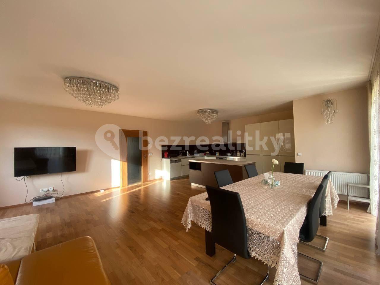 Prodej domu 156 m², pozemek 613 m², Pod Školou, Líbeznice, Středočeský kraj