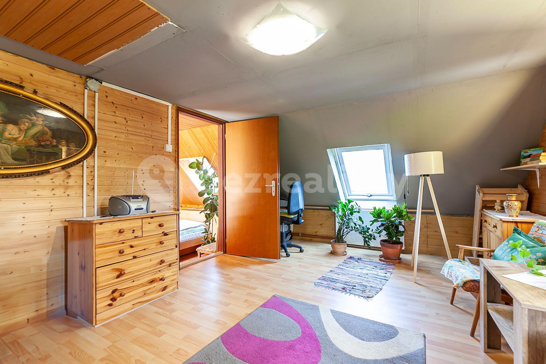 Prodej domu 213 m², pozemek 1.393 m², Bulovka, Bulovka, Liberecký kraj