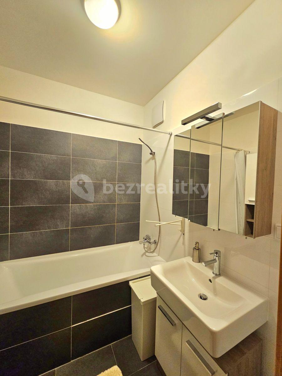 Pronájem bytu 2+kk 58 m², Počernická, Praha, Praha