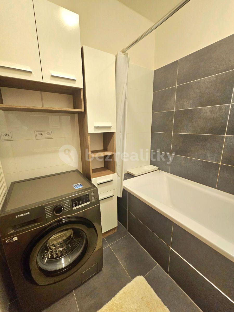 Pronájem bytu 2+kk 58 m², Počernická, Praha, Praha