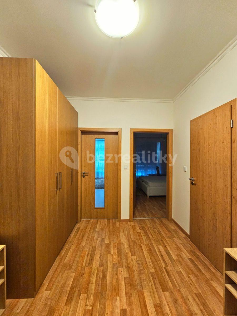 Pronájem bytu 2+kk 58 m², Počernická, Praha, Praha