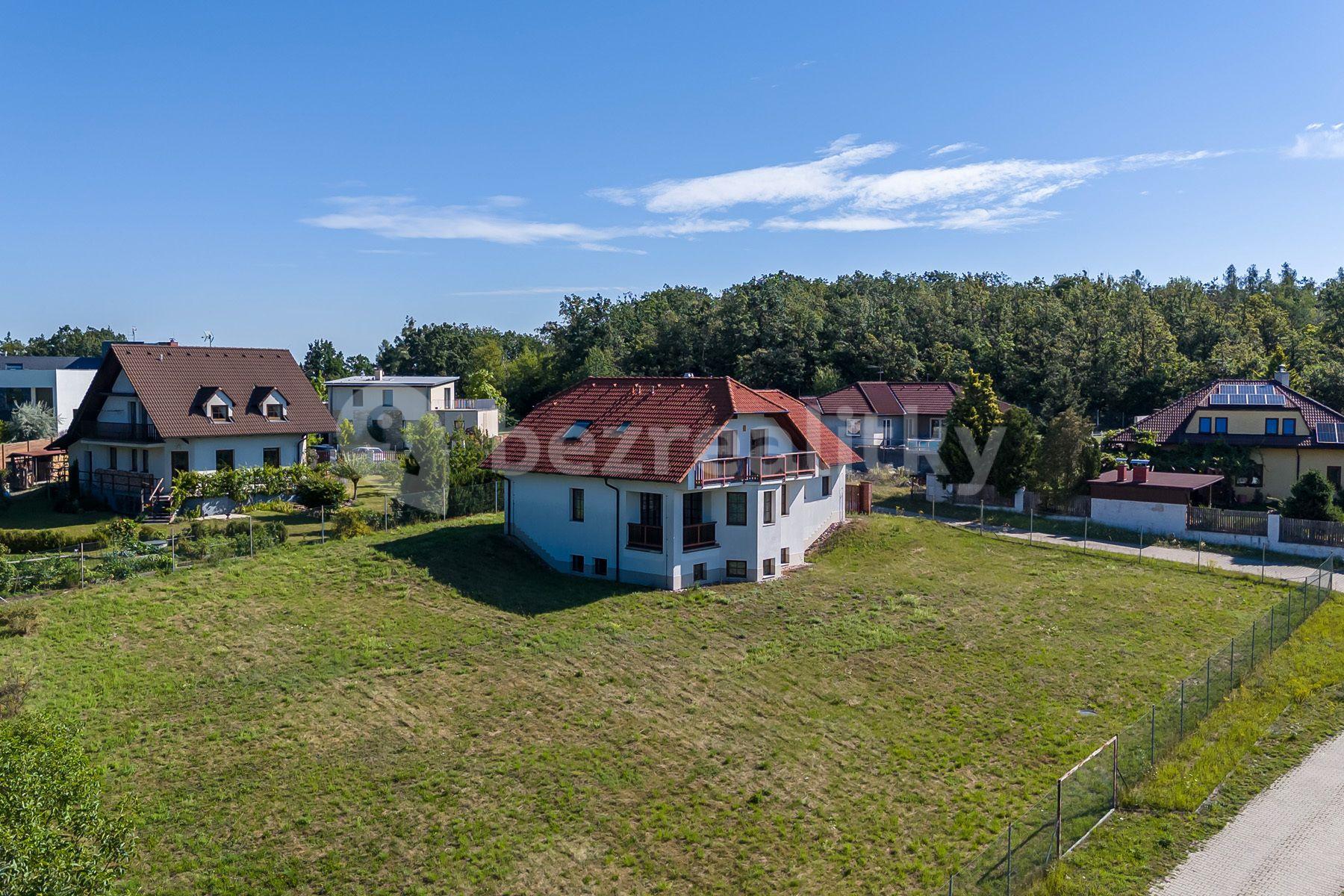 Prodej domu 350 m², pozemek 2.058 m², K Severu, Petrov, Středočeský kraj