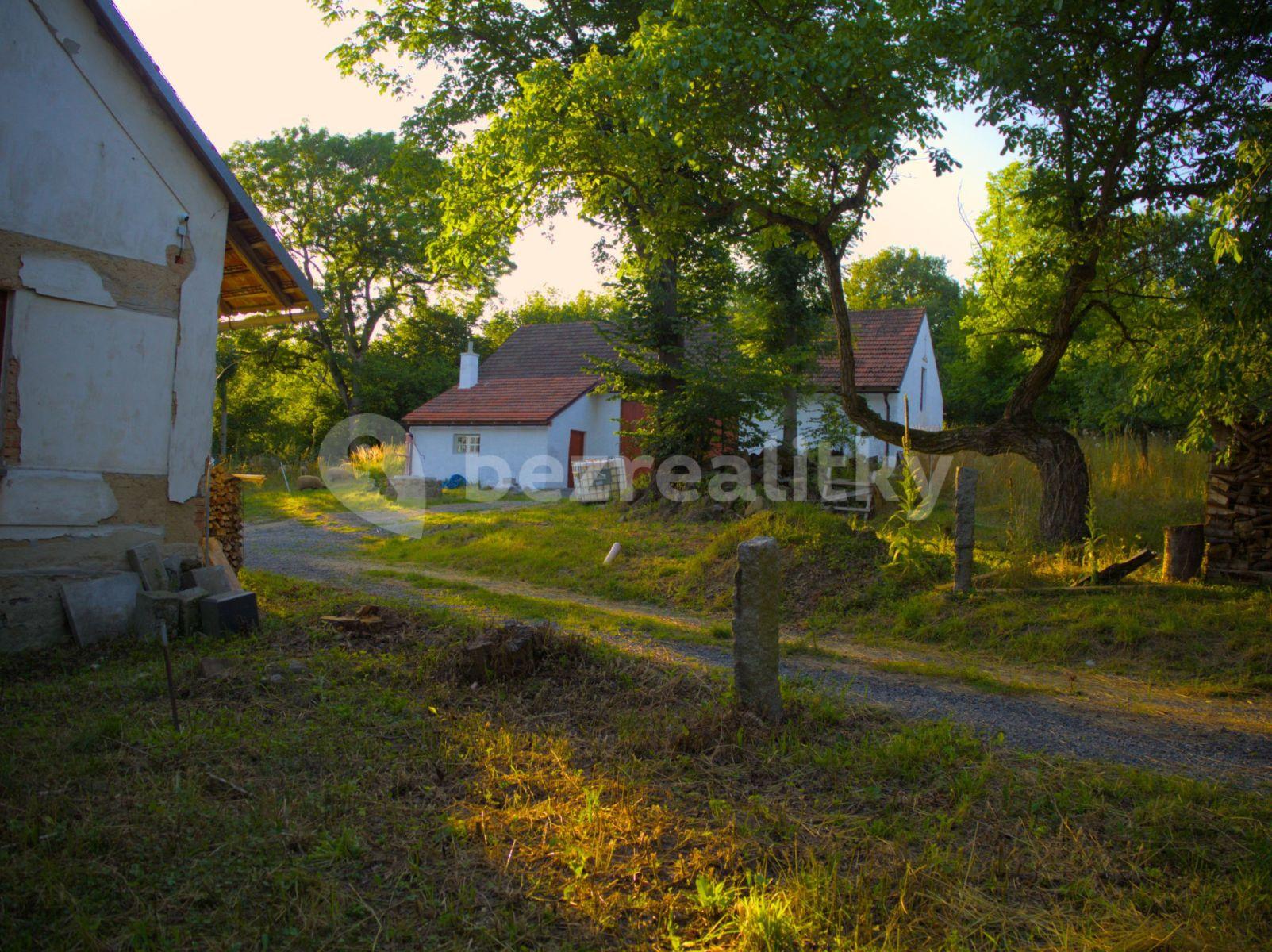 Prodej domu 264 m², pozemek 9.956 m², Kovářov, Jihočeský kraj