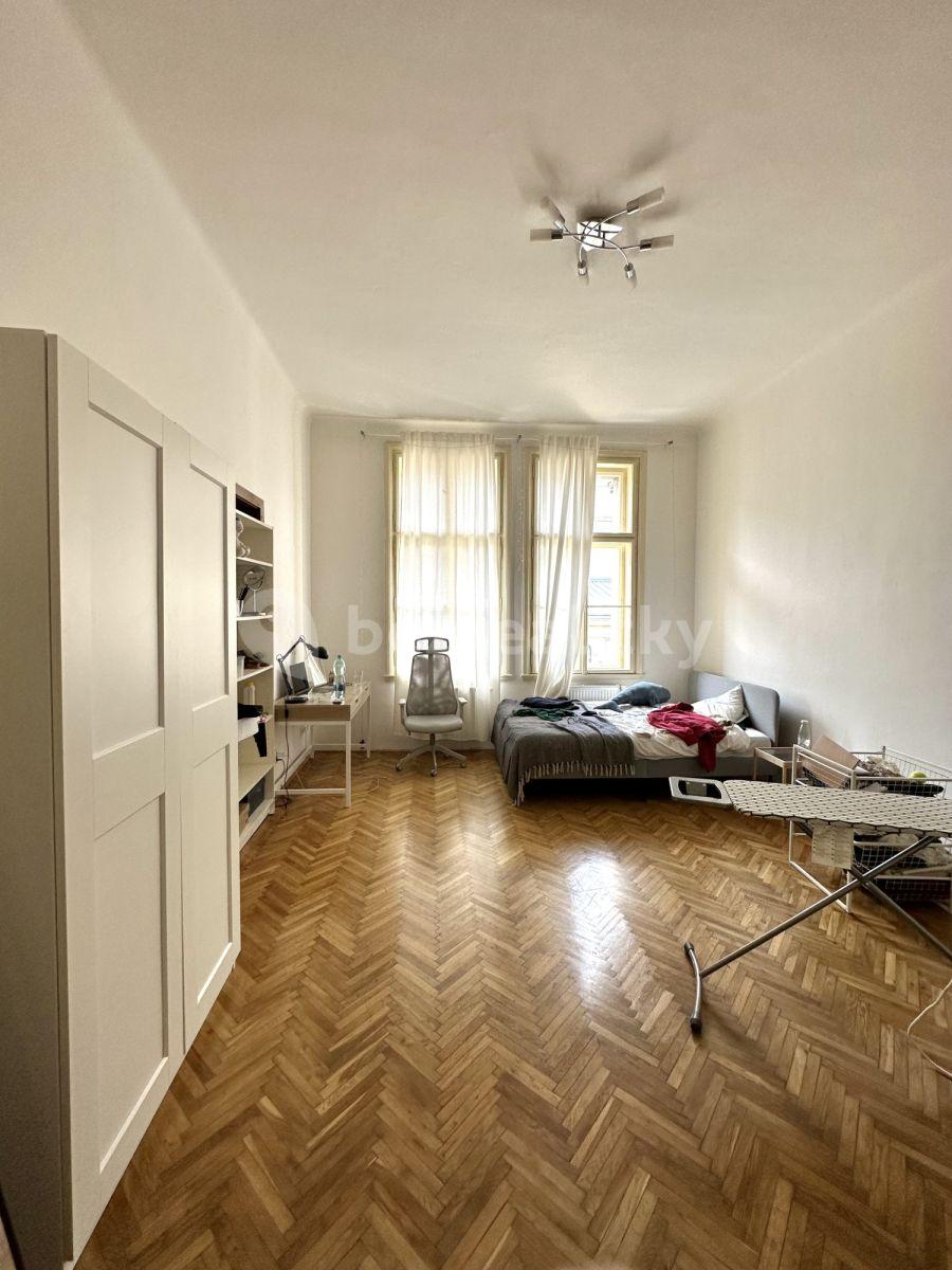 Pronájem bytu 1+1 96 m², Křižíkova, Praha, Praha