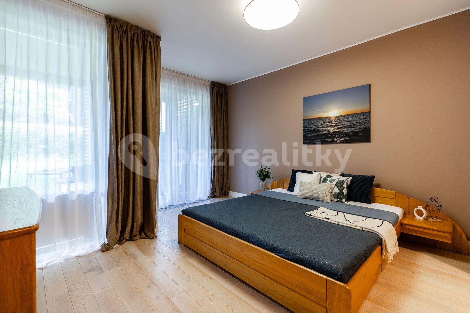 Prodej bytu 4+kk 112 m², Mezilehlá, Praha, Praha