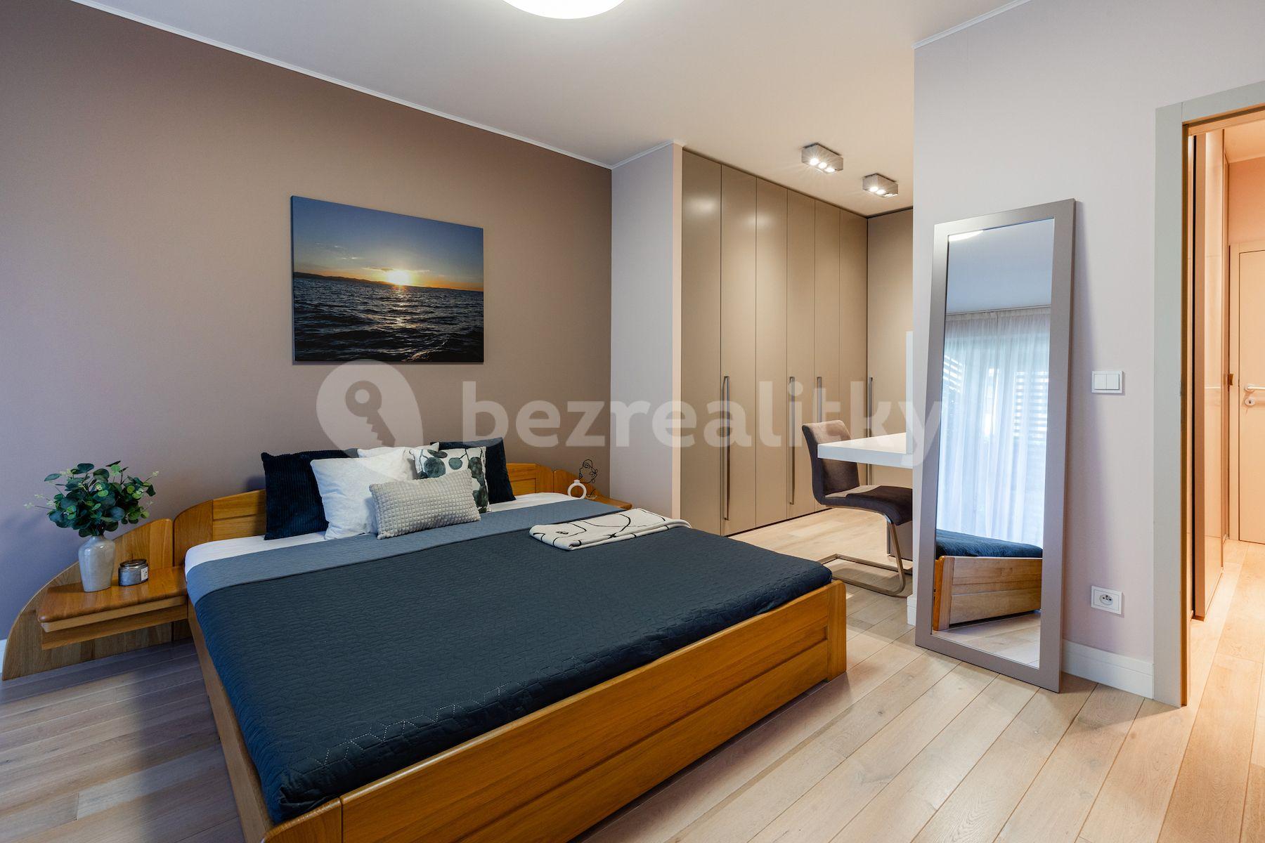 Prodej bytu 4+kk 112 m², Mezilehlá, Praha, Praha