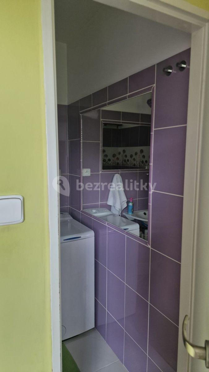 Prodej bytu 2+1 57 m², Ohrada, Vsetín, Zlínský kraj