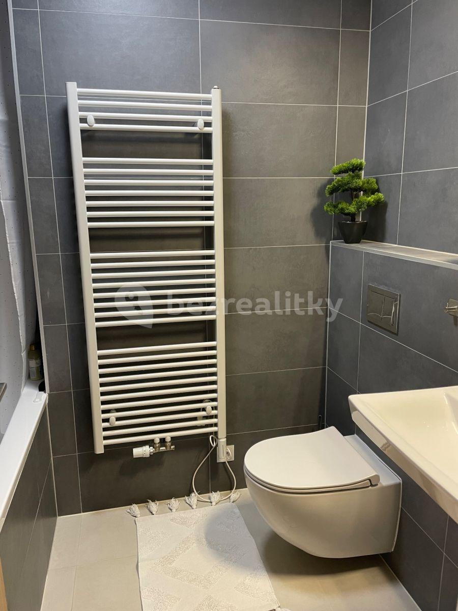 Prodej bytu 1+kk 47 m², Ivana Hlinky, Praha, Praha