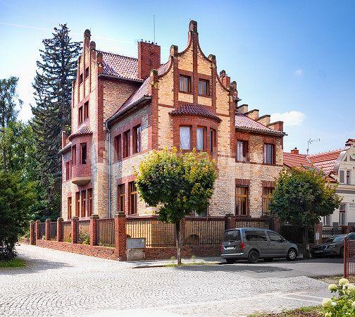 Pronájem bytu 2+1 59 m², náměstí Tomáše Garrigue Masaryka, Poděbrady, Středočeský kraj