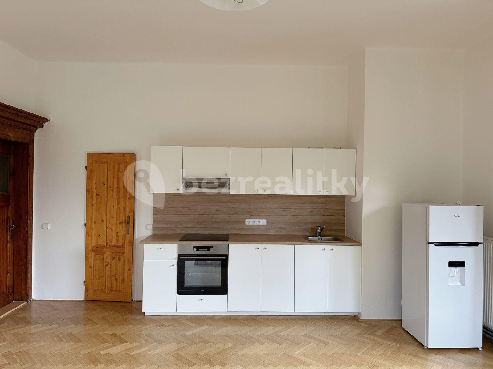 Pronájem bytu 2+kk 57 m², náměstí Tomáše Garrigue Masaryka, Poděbrady, Středočeský kraj