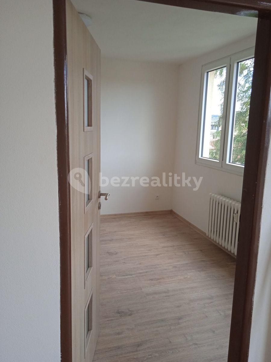 Pronájem bytu 2+1 52 m², 5. května, Pelhřimov, Kraj Vysočina