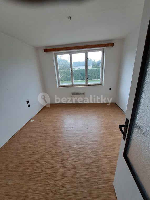 Prodej bytu 3+1 68 m², Vlastějovice, Středočeský kraj