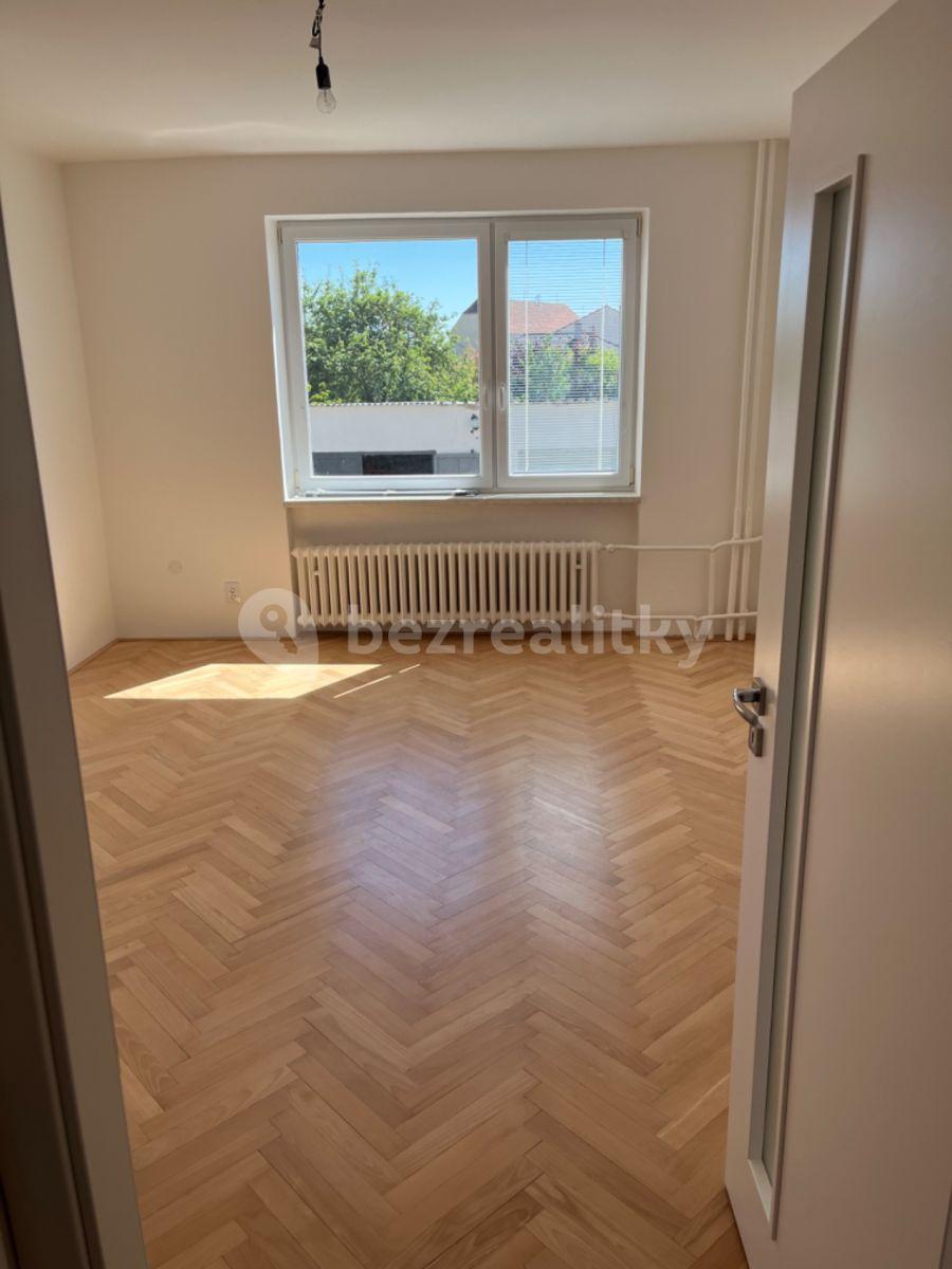 Pronájem bytu 3+1 68 m², Prostějovská, Kralice na Hané, Olomoucký kraj