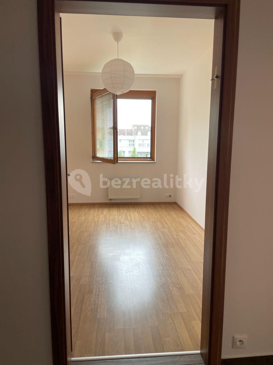 Pronájem bytu 3+kk 75 m², Československého exilu, Praha, Praha