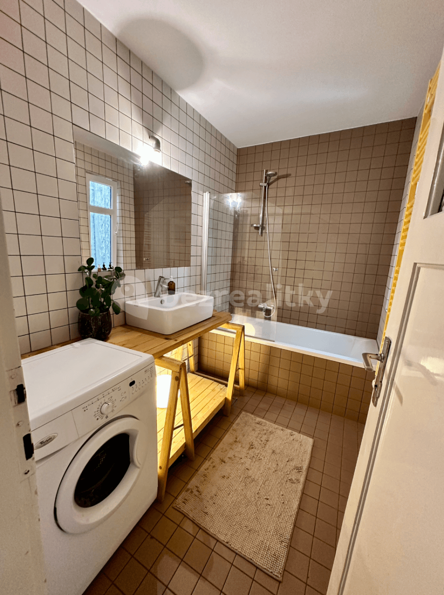 Pronájem bytu 3+kk 78 m², Aloise Jiráska, Teplice, Ústecký kraj