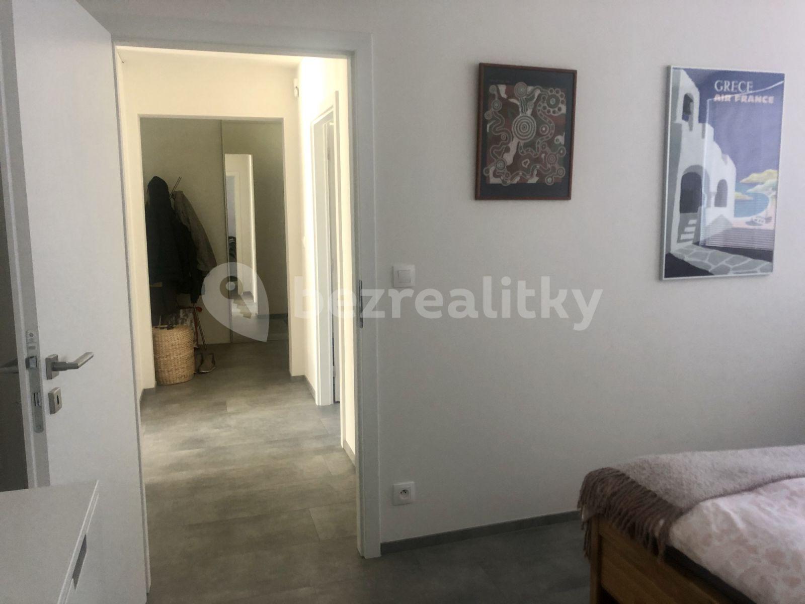 Pronájem bytu 3+1 88 m², Weberova, Praha, Praha