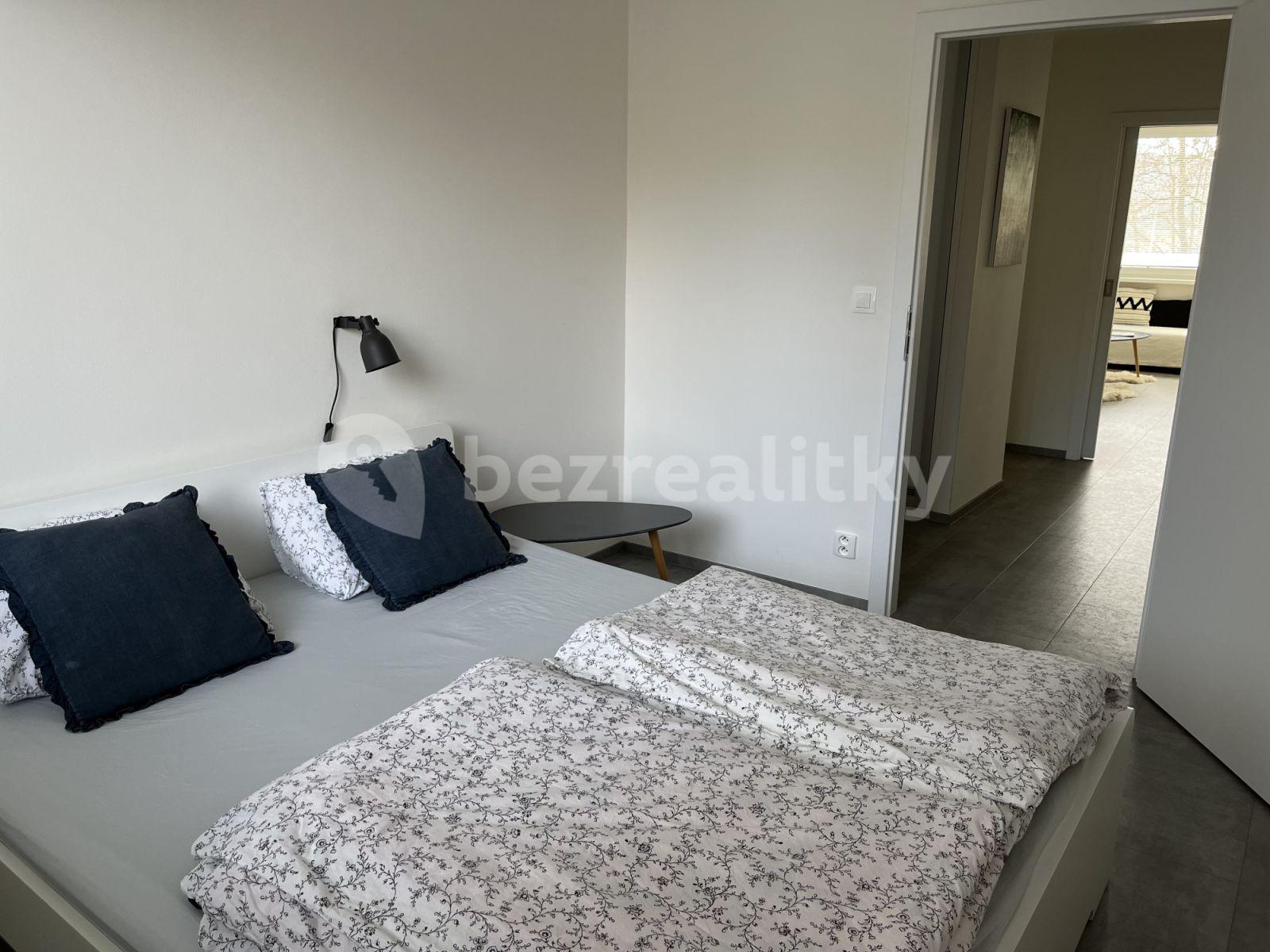 Pronájem bytu 3+1 88 m², Weberova, Praha, Praha