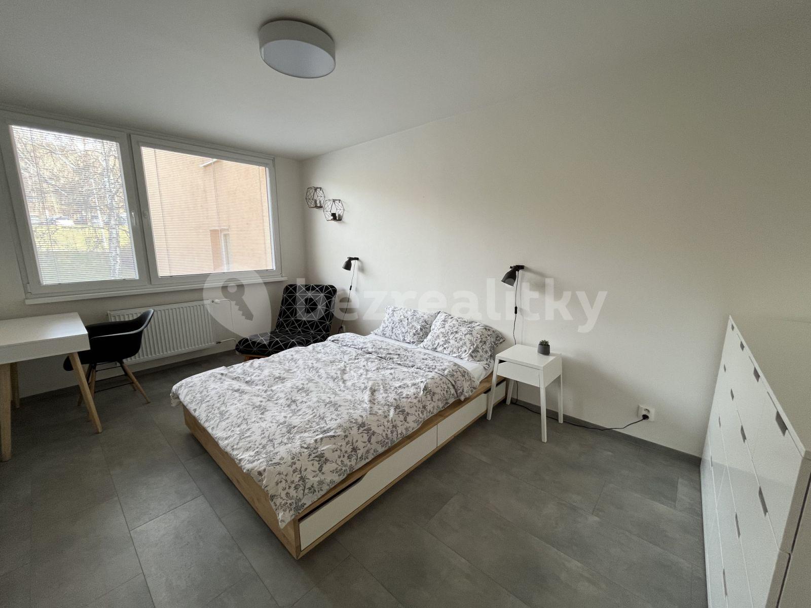 Pronájem bytu 3+1 88 m², Weberova, Praha, Praha