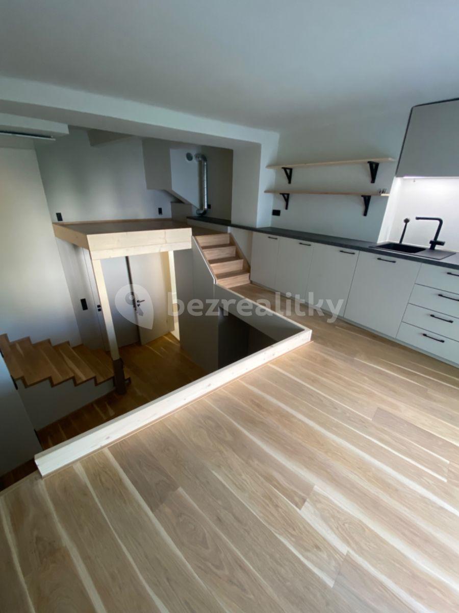 Pronájem bytu 1+kk 52 m², Přípotoční, Praha, Praha