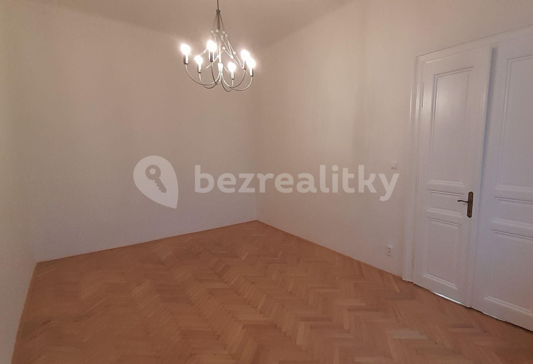 Pronájem bytu 1+1 34 m², Francouzská, Praha, Praha