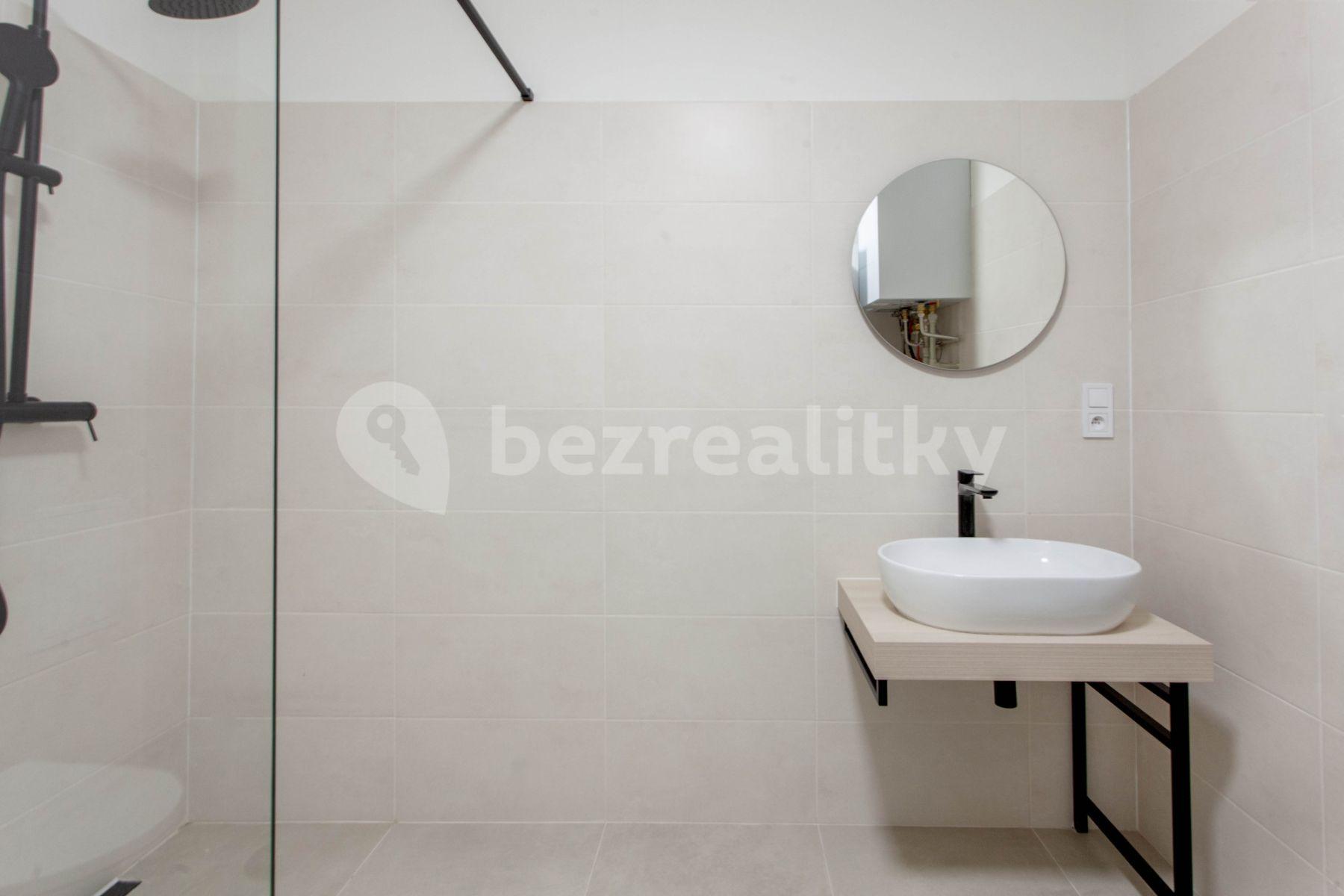 Pronájem bytu 1+1 34 m², Rostovská, Praha, Praha