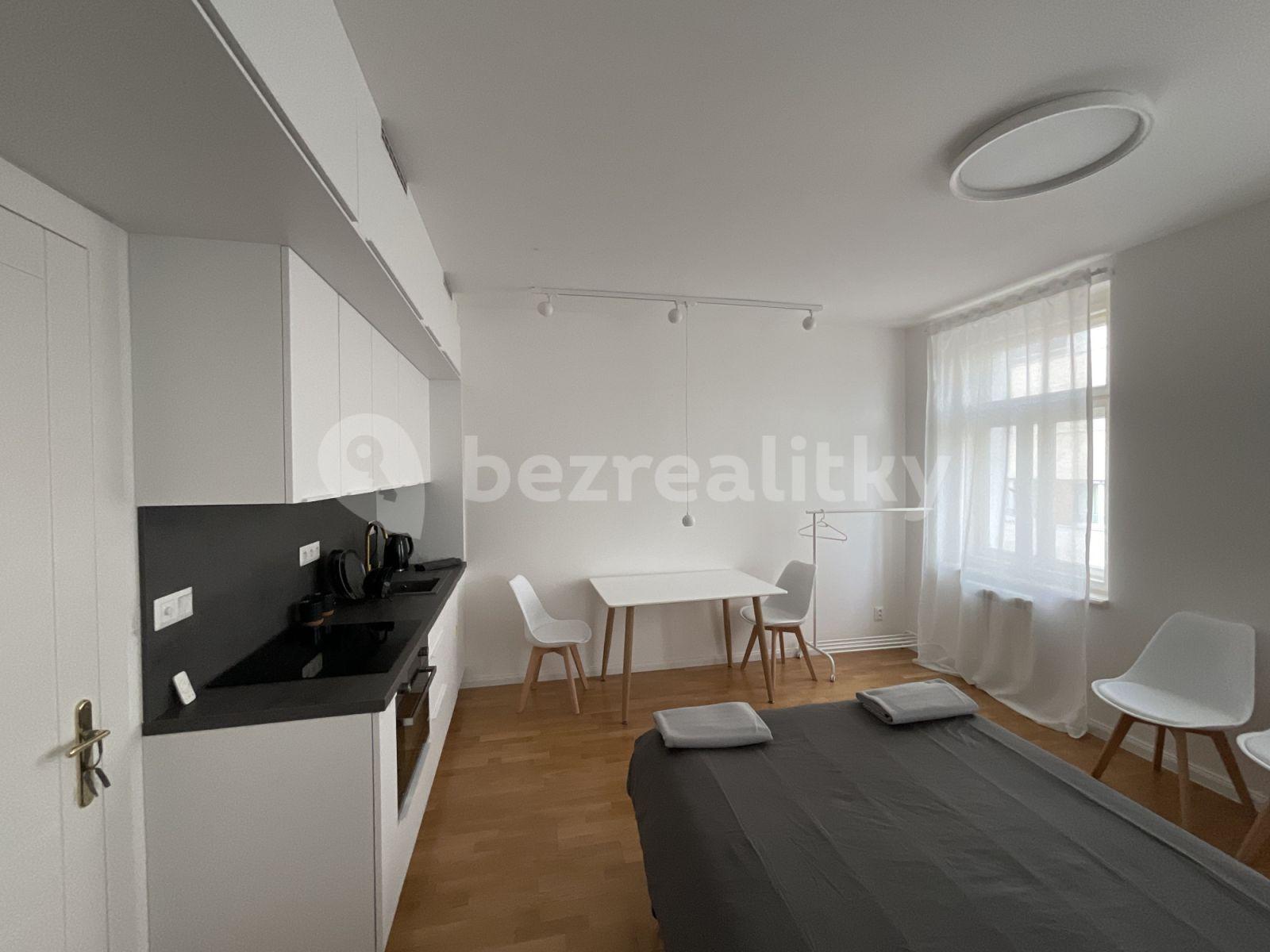 Pronájem bytu 1+1 27 m², Rubešova, Praha, Praha