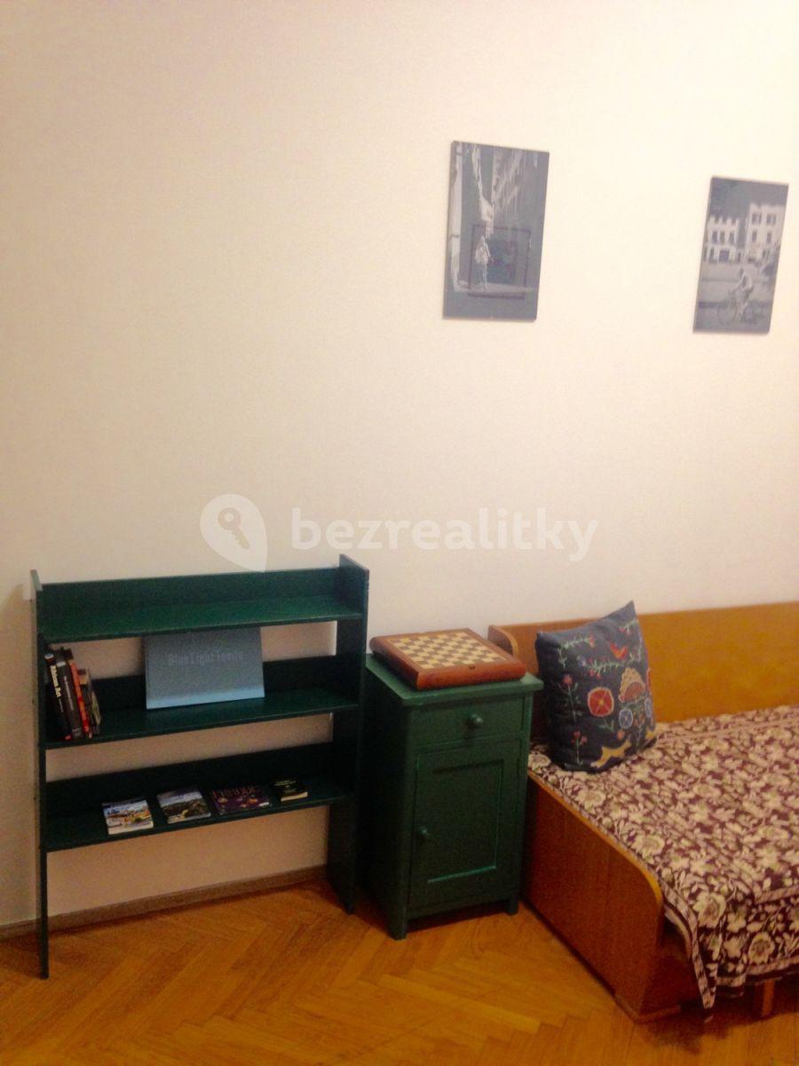 Pronájem bytu 1+kk 20 m², Levá, Praha, Praha