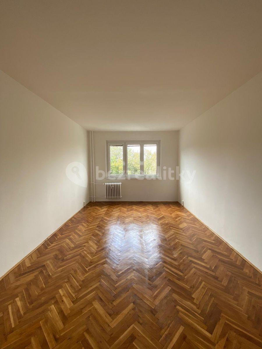 Pronájem bytu 3+1 76 m², Budovatelů, Karlovy Vary, Karlovarský kraj