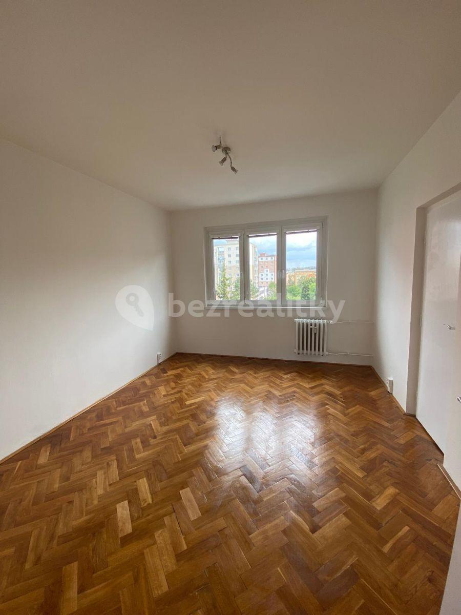 Pronájem bytu 3+1 76 m², Budovatelů, Karlovy Vary, Karlovarský kraj