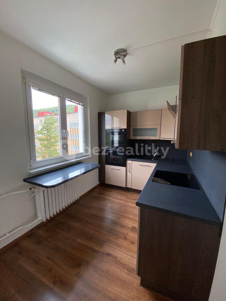 Pronájem bytu 3+1 76 m², Budovatelů, Karlovy Vary, Karlovarský kraj