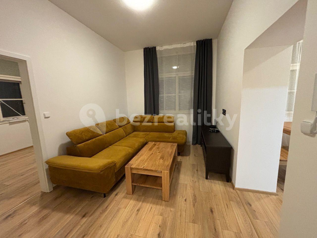 Pronájem bytu 3+1 64 m², Sušilova, Třebíč, Kraj Vysočina