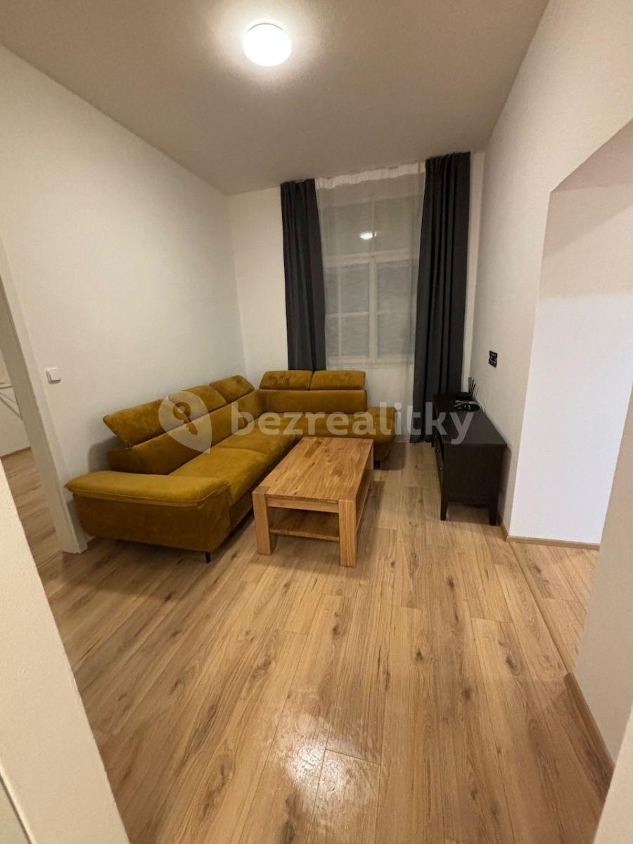 Pronájem bytu 3+1 64 m², Sušilova, Třebíč, Kraj Vysočina