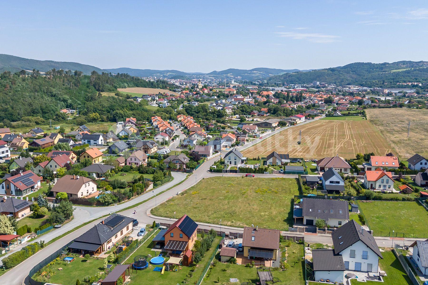 Prodej pozemku 1.872 m², Trubín, Trubín, Středočeský kraj