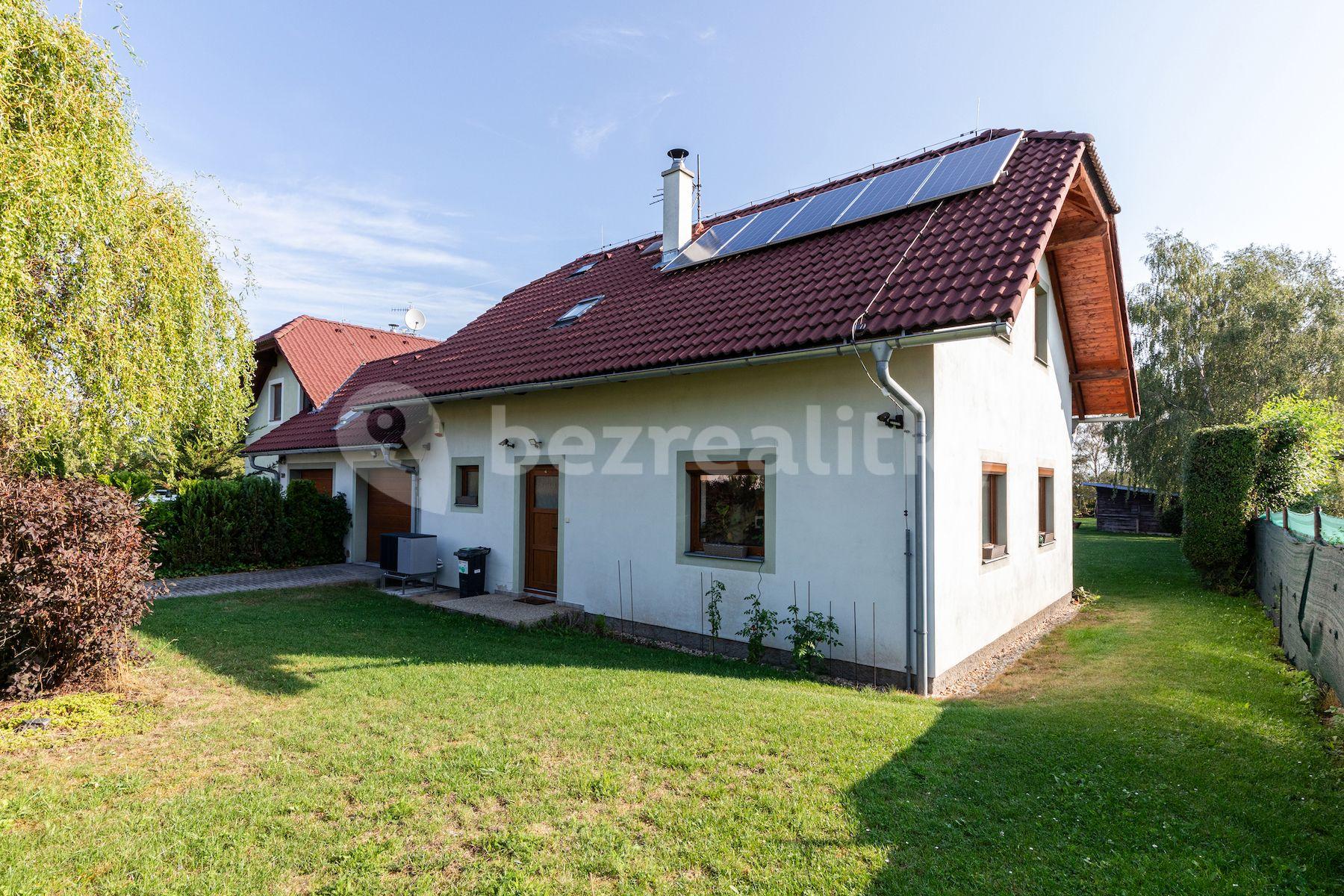 Prodej domu 115 m², pozemek 1.154 m², Choceradská, Svojetice, Středočeský kraj