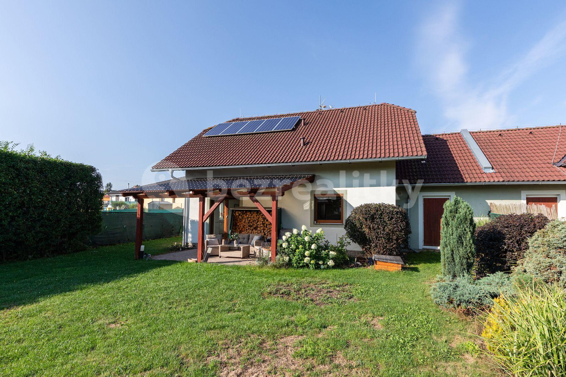 Prodej domu 115 m², pozemek 1.154 m², Choceradská, Svojetice, Středočeský kraj