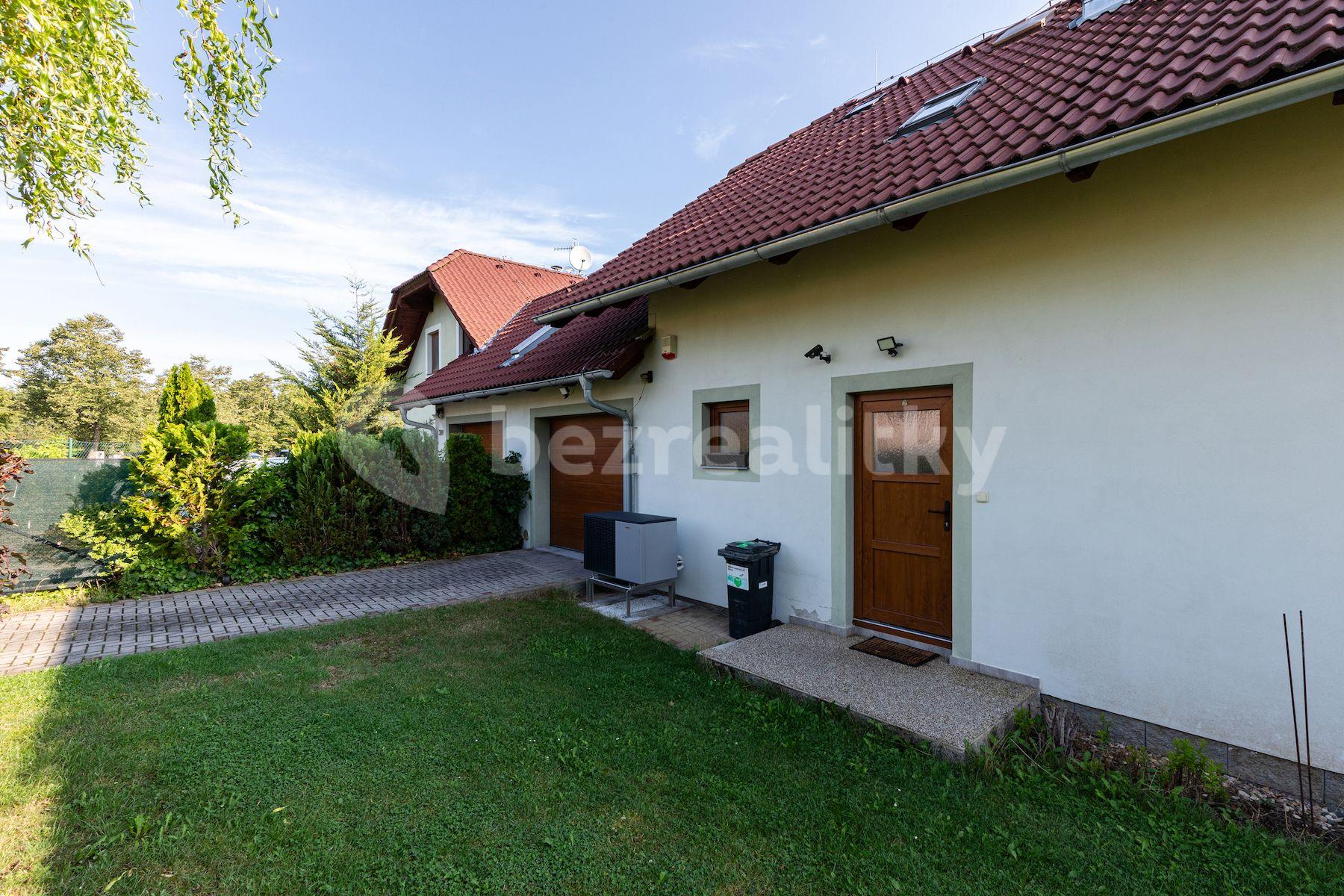 Prodej domu 115 m², pozemek 1.154 m², Choceradská, Svojetice, Středočeský kraj