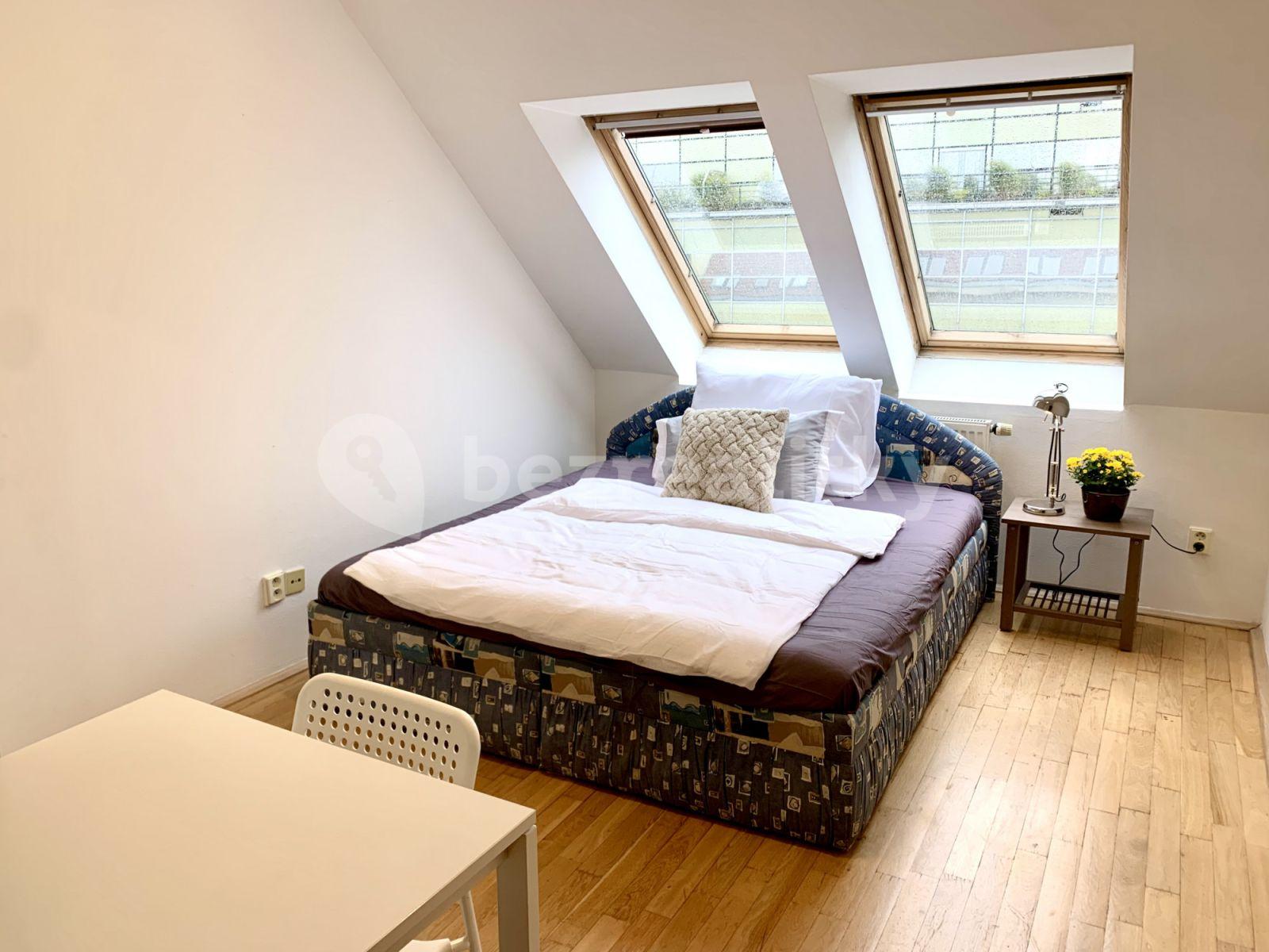 Pronájem bytu 3+kk 89 m², Jičínská, Praha, Praha