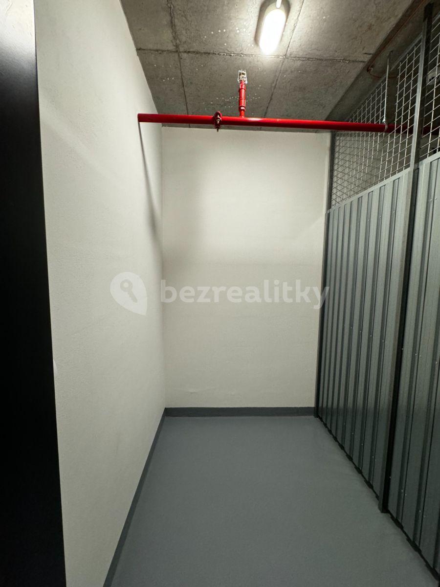 Pronájem bytu 1+kk 32 m², Bratislavská, Brno, Jihomoravský kraj