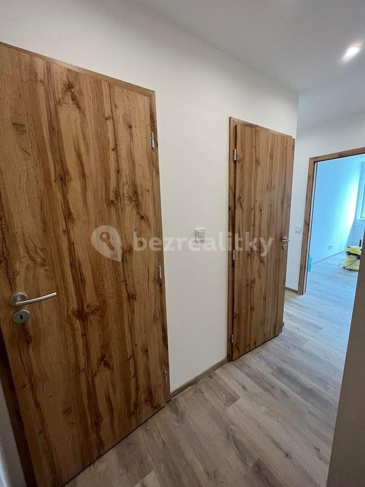 Pronájem bytu 2+kk 40 m², Veslařská, Mělník, Středočeský kraj