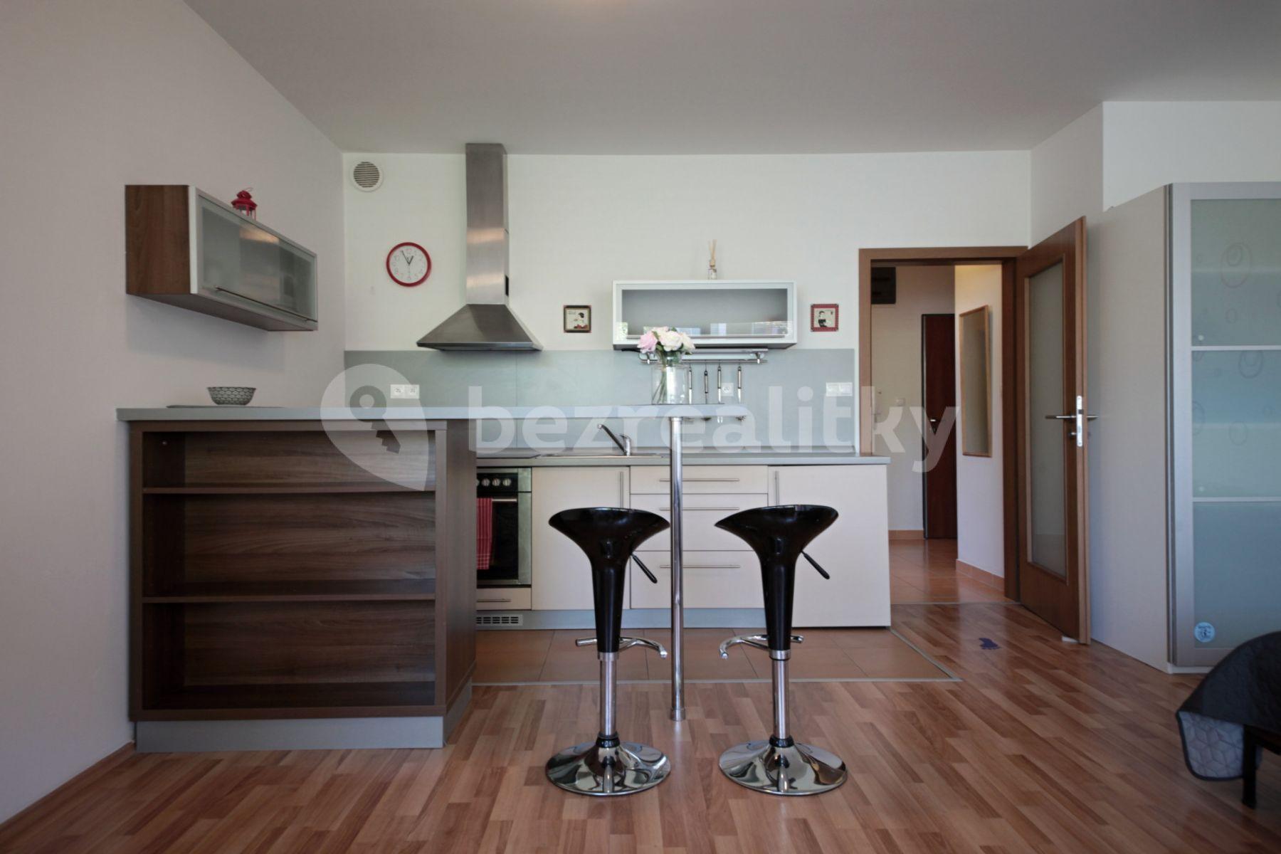 Pronájem bytu 2+1 40 m², Babická, Praha, Praha