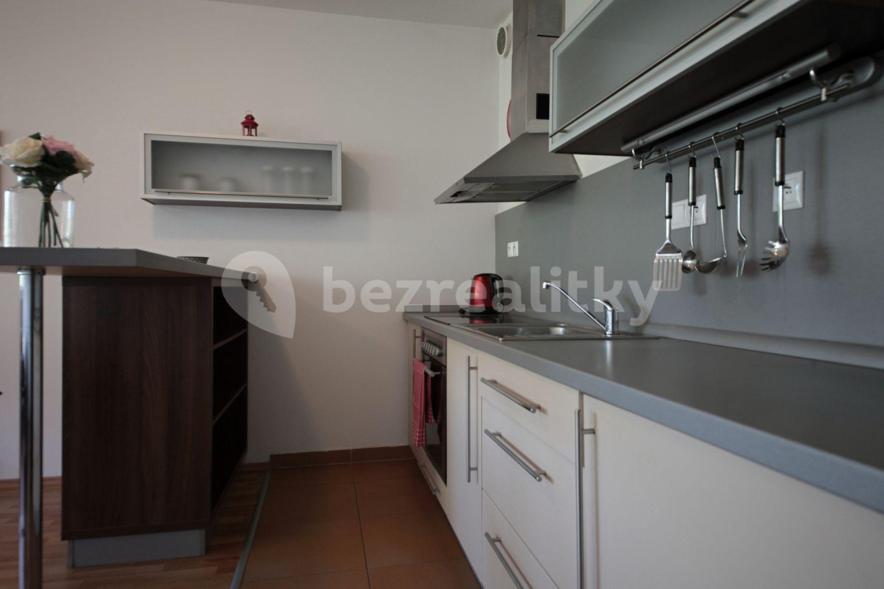 Pronájem bytu 2+1 40 m², Babická, Praha, Praha