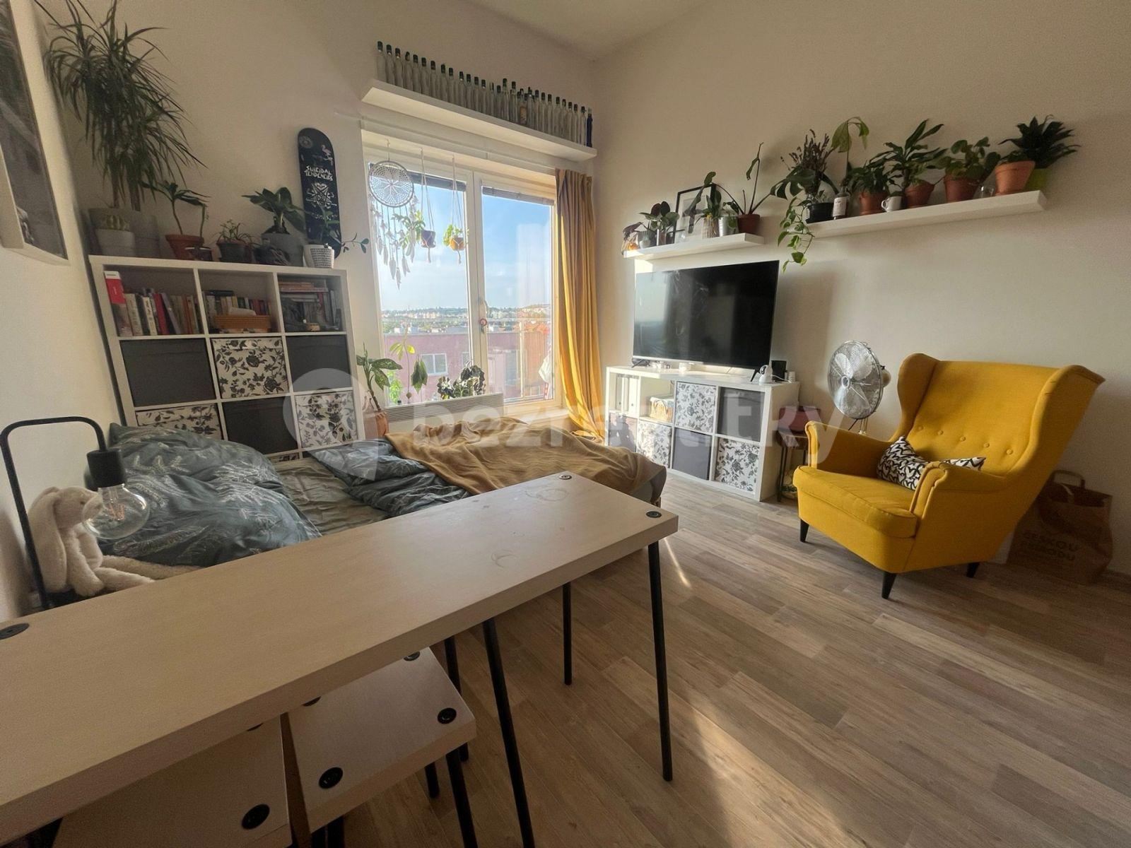 Pronájem bytu 1+kk 28 m², Křehlíkova, Brno, Jihomoravský kraj