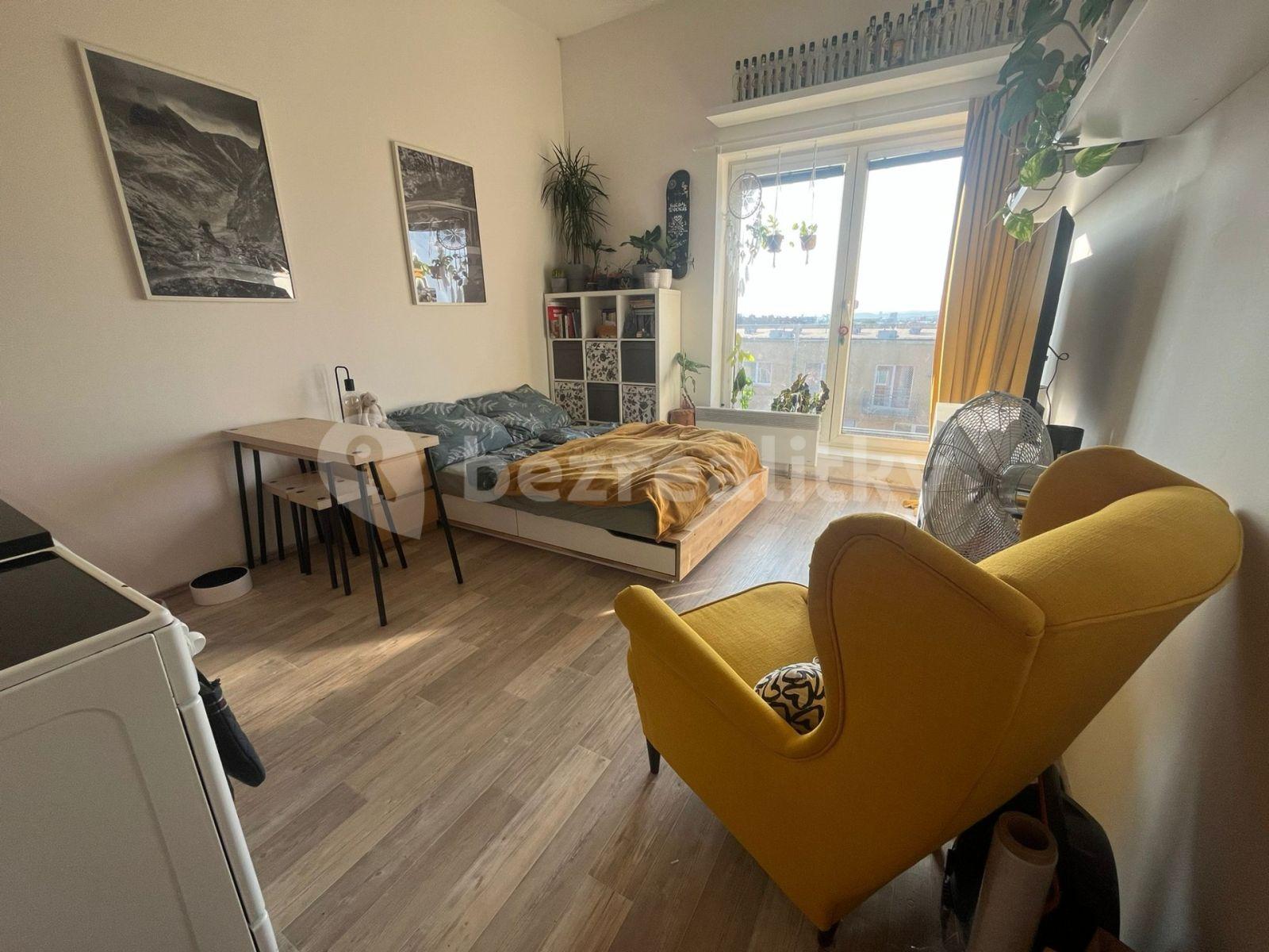 Pronájem bytu 1+kk 28 m², Křehlíkova, Brno, Jihomoravský kraj