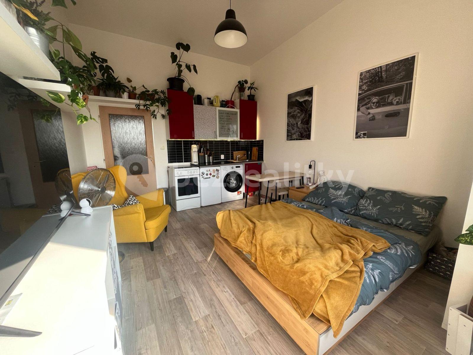 Pronájem bytu 1+kk 28 m², Křehlíkova, Brno, Jihomoravský kraj