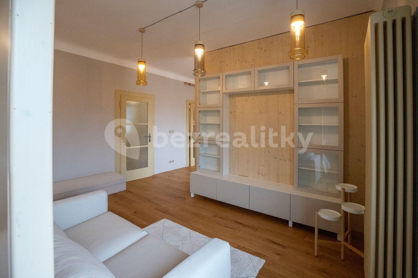 Pronájem bytu 2+1 53 m², Sokolovská, Praha, Praha