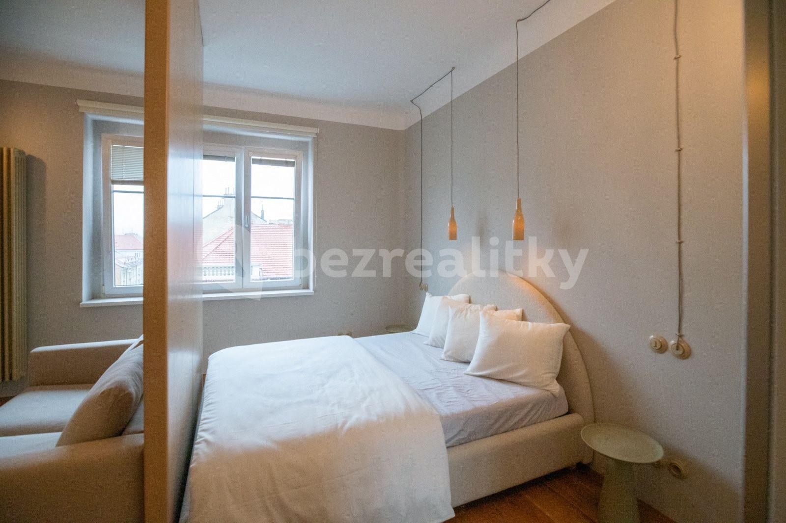 Pronájem bytu 2+1 53 m², Sokolovská, Praha, Praha