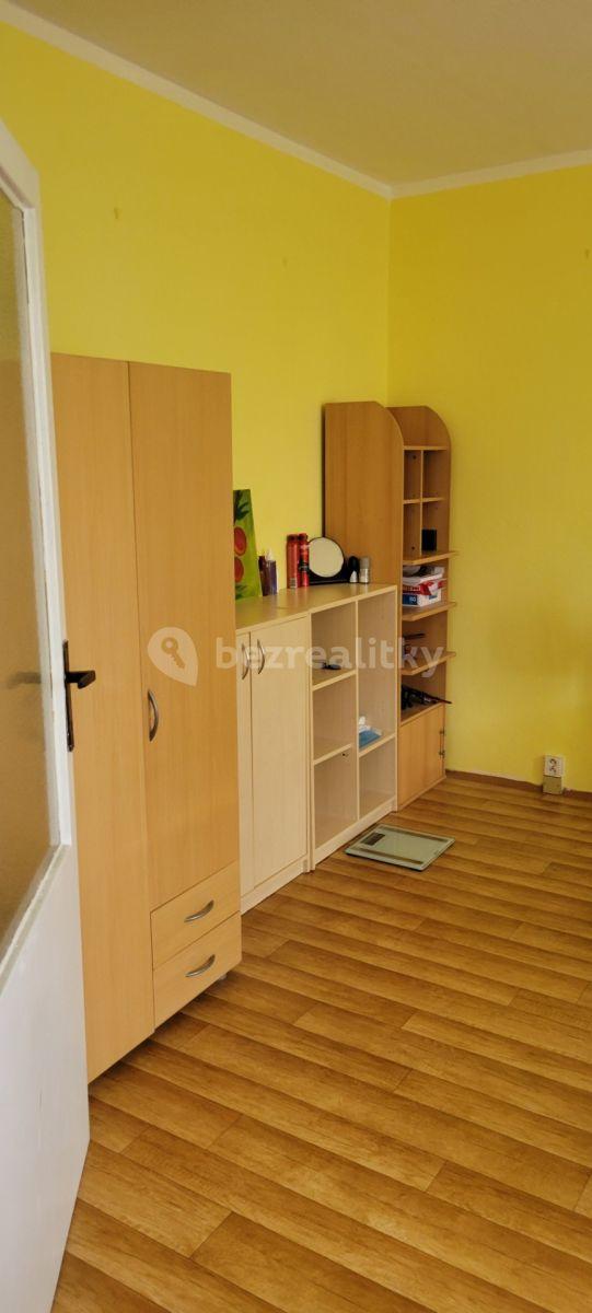 Pronájem bytu 1+1 36 m², Školní pěšina, Chomutov, Ústecký kraj