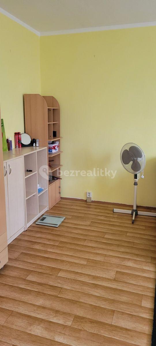 Pronájem bytu 1+1 36 m², Školní pěšina, Chomutov, Ústecký kraj