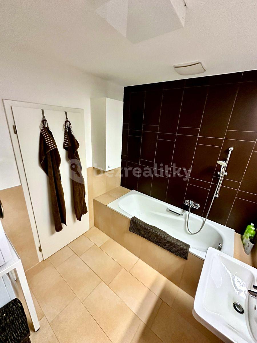 Prodej bytu 2+kk 62 m², Chlupáčova, Praha, Praha